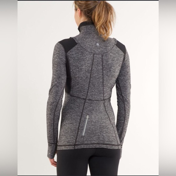 lululemon athletica Tops - Lululemon Runner‎ Pullover size 8